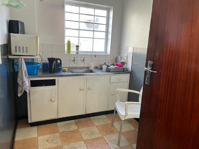 To Let Commercial Property for Rent in Montague Gardens Western Cape